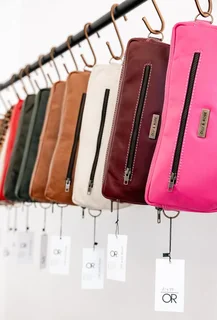 General stitcher/table hand