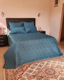 9pcs velvet bedspread