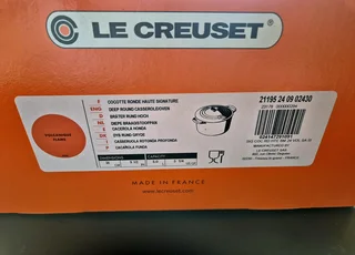 Le Creuset 24cm Deep Round Cocotte - Flame