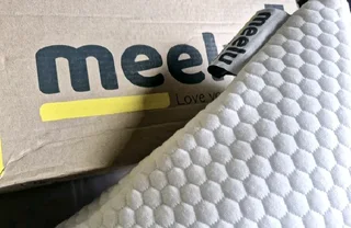 Meelu Standard Pillow