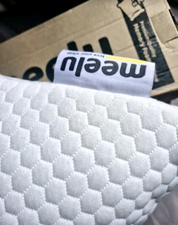 Meelu Standard Pillow