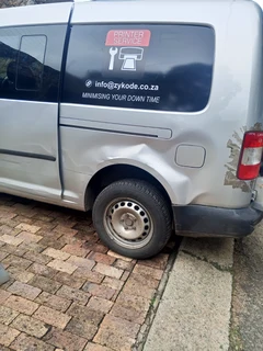 Mobile Auto Body Spray painting and panel beating