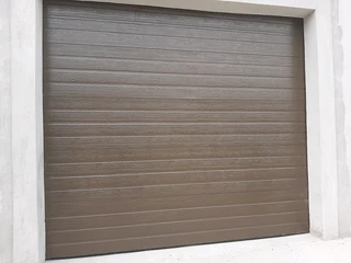 GARAGE DOORS INSTALLATIONS AND AUTOMATIONS