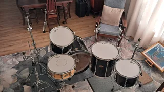 1999 Tama Rockstar Drum Kit &#43; Ludwig Custom CS Snare &#43; Cymbal Stands included