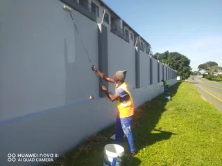 PAINTING AND COMPLETE RENOVATION 083 7633 427