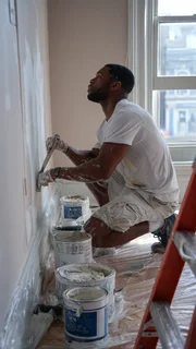 Specialized in painting and complete renovations 083 7633 427