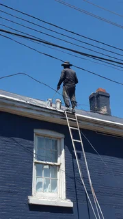 Specialized in painting and complete renovations 083 7633 427