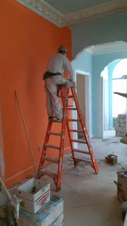 Specialized in painting and complete renovations 083 7633 427