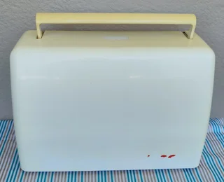 ELNA JUNIOR CLUB Sewing machine In excellent condition as New