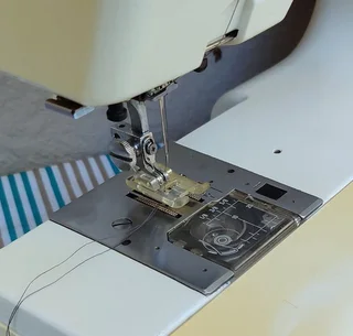 ELNA JUNIOR CLUB Sewing machine In excellent condition as New