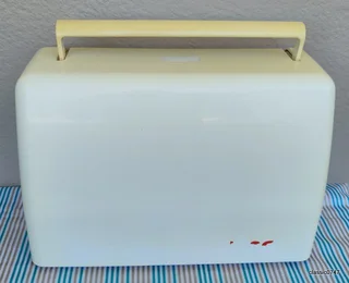 ELNA JUNIOR CLUB Sewing machine In excellent condition as New