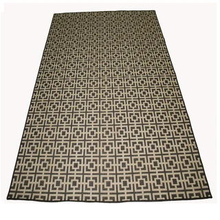 Synthesis   Rug Black