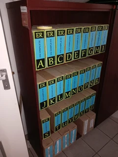 Impact   B/case 4 Tier Alice Mahogany X