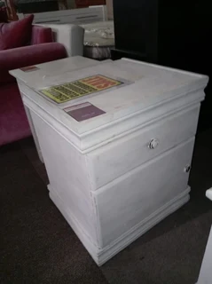 GRAND   PEDESTAL 1DR&#43;1 DRW (R) MAHOGANY DAMGED