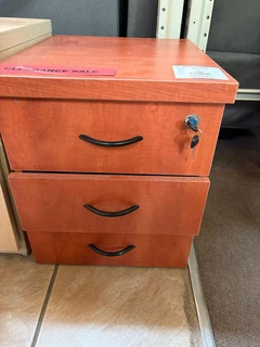 ALICE   SIDE PEDESTAL 3 DRW&#43;L BODENS CHER