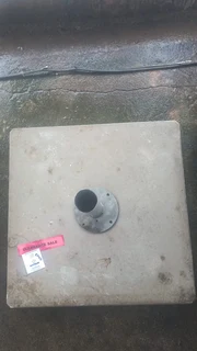 PICOLLO   BASE MONOCRETE 125KG &#43; SPIGOT