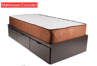 Basebed   With 3 Drw (s) Paint  Bordeaux