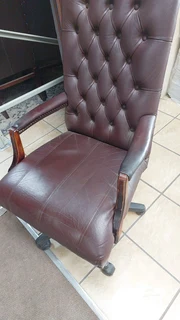 Empire Off/c Exec Button Genuine Leather