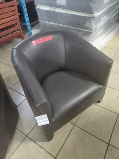 Classic   Tub Chair B/pu Brown