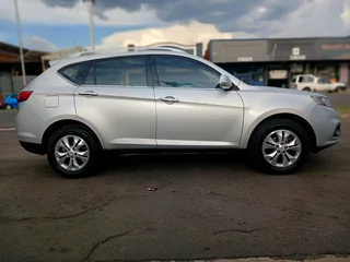 2017 Landwind 5 2.0T 6-Speed SUV