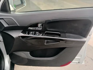 2017 Landwind 5 2.0T 6-Speed SUV