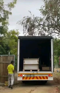 We do furniture removels around cape town