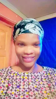 Im Lizzy, from Turfontein  Johannesburg south, im looking for  teatime or part time job