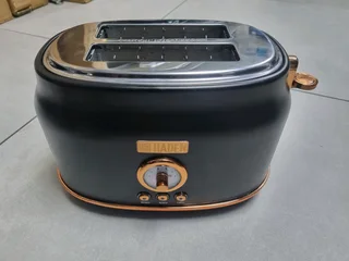 Haden Toaster