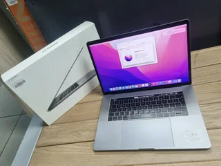 Macbook Pro. 500gb