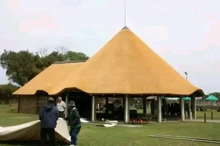 Phakisa Thatch Construction  lapas and repair building braai area