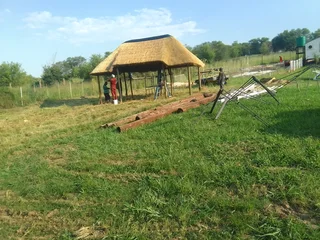 Phakisa Thatch Construction  lapas and repair building braai area