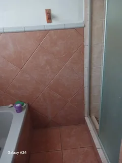 Spacious 3-Bedroom House To Let – Amsterdam Rd, Primrose Germiston Rent: R11,500 Water Included