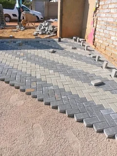 Chris Renovation ::: 0685771814