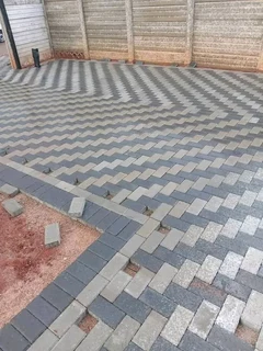 Chris Tarring &amp; Paving ...0685771814