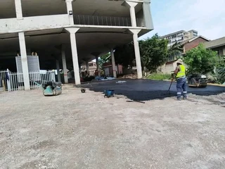 Chris Tarring &amp; Paving ::0685771814