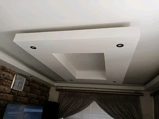 Chris Renovation ::: 0685771814