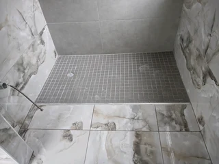 Chris Renovation ::: 0685771814
