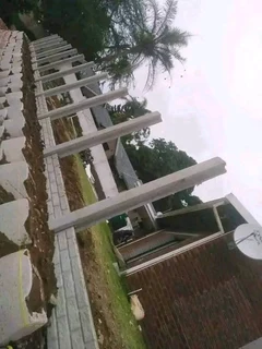 Chris Renovation.... 0685771814