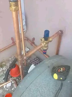 Chris Renovation ::: 0685771814