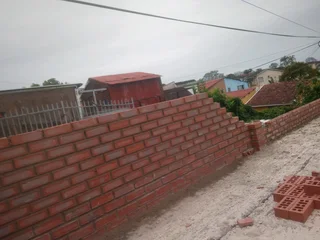 Chris Renovation ::: 0685771814