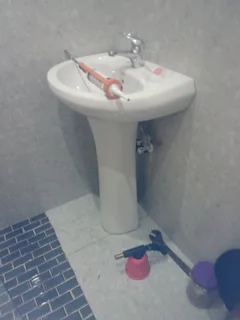 Chris Renovation ::: 0685771814