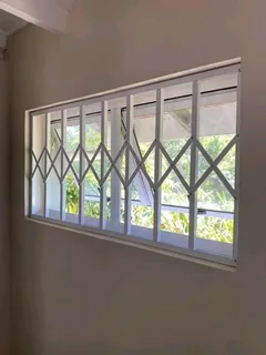 Expandable Aluminium Trellis Gates