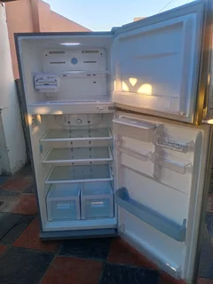 Samsung fridge working for sale