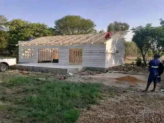 Hennie wendys and loghomes project