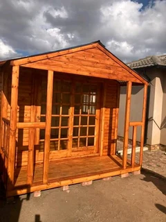 Proper wendys and loghomes