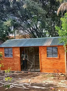 Wendys and loghomes available