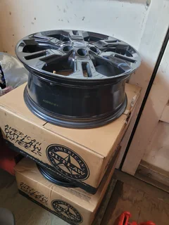 Navara 2025 rims with 30mm spacer