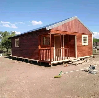 Wendyhouse andlog homes