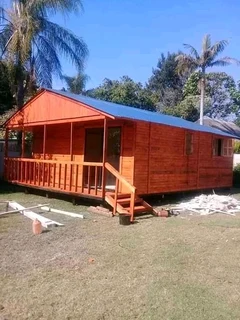 Wendyhouse andlog homes