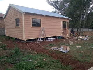 Wendy&#39;s  and log homes
